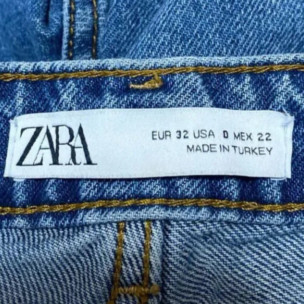 Zara • Carrot Tapered High Waisted Baggy Barrel Jeans - Picture 4 of 5